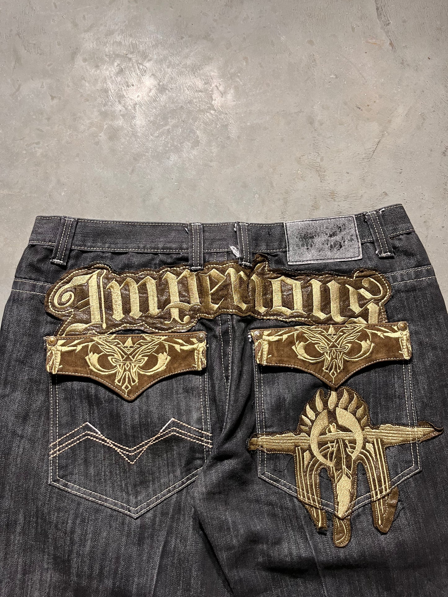 (38x30) Y2K Imperious Cross back spellout Embroidered Jeans