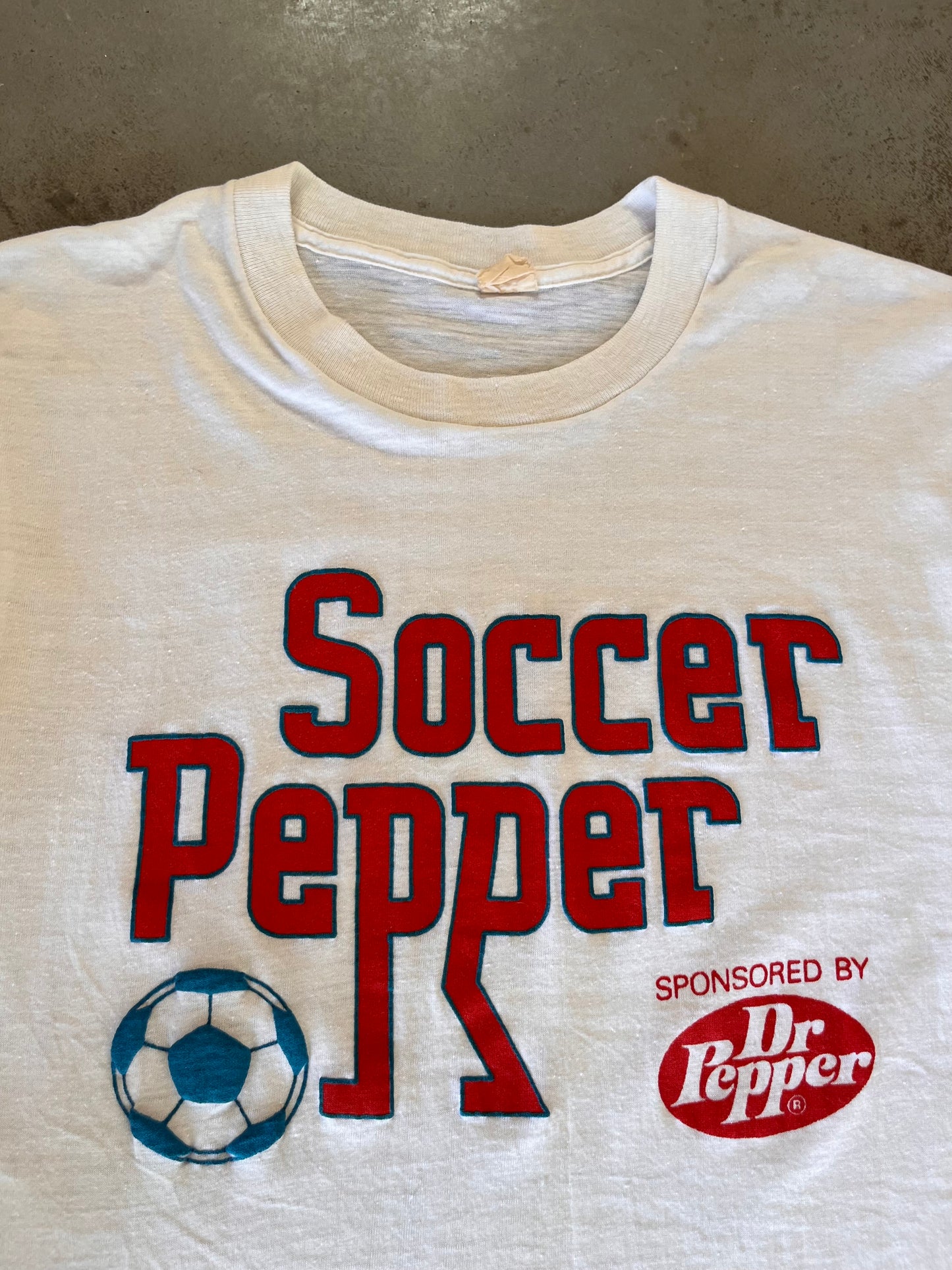 (L)80’s Dr Pepper tee