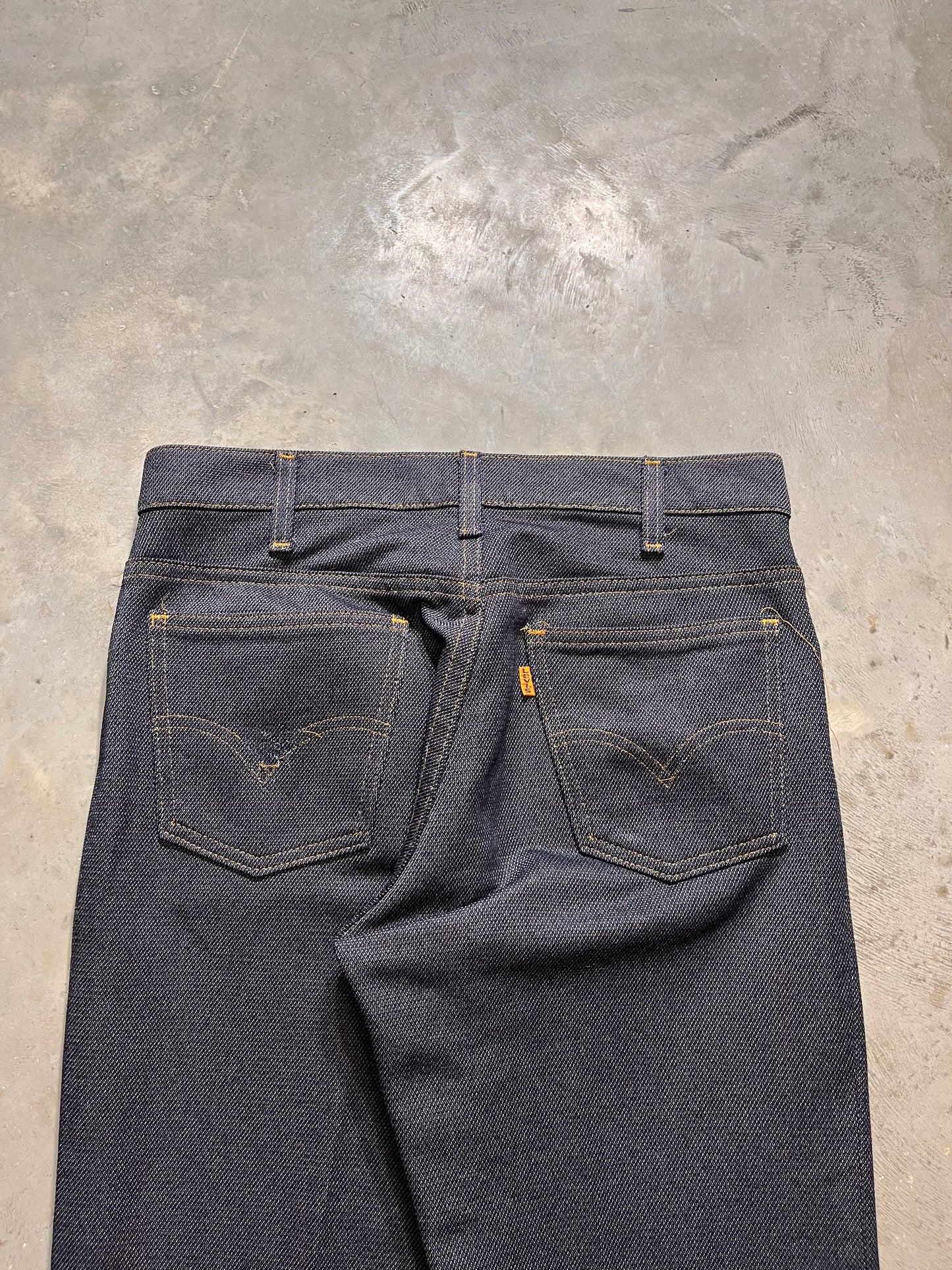 (30x30) 70's Orange Tab 517 Boot Cut Levi's