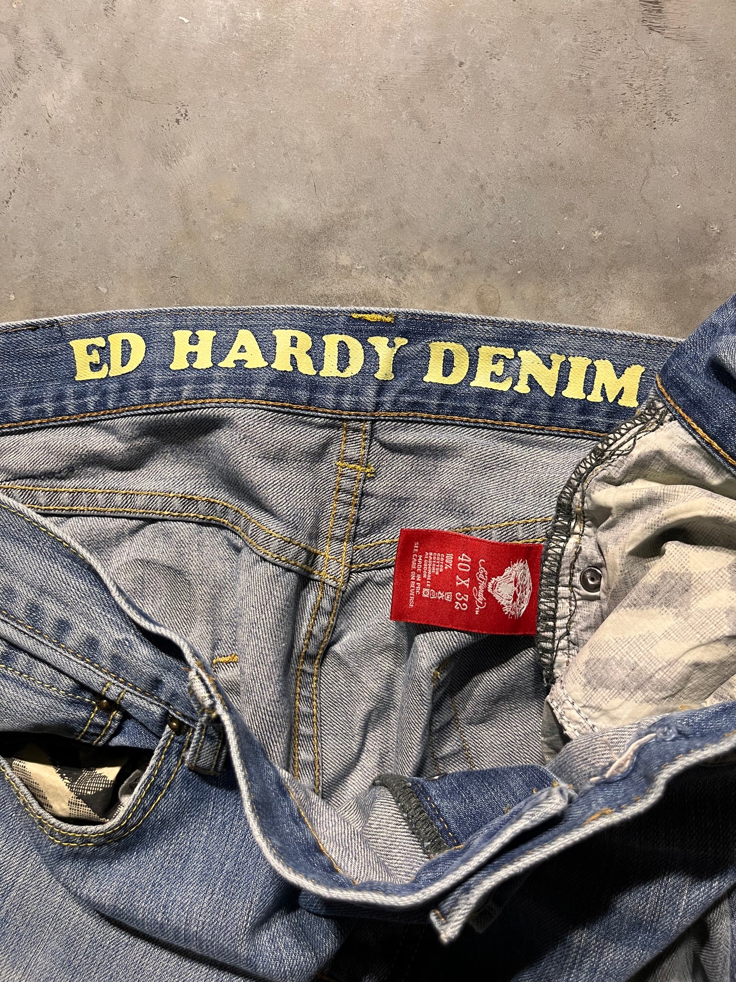 (40x32) Y2K 2010 Ed Hardy Jeans