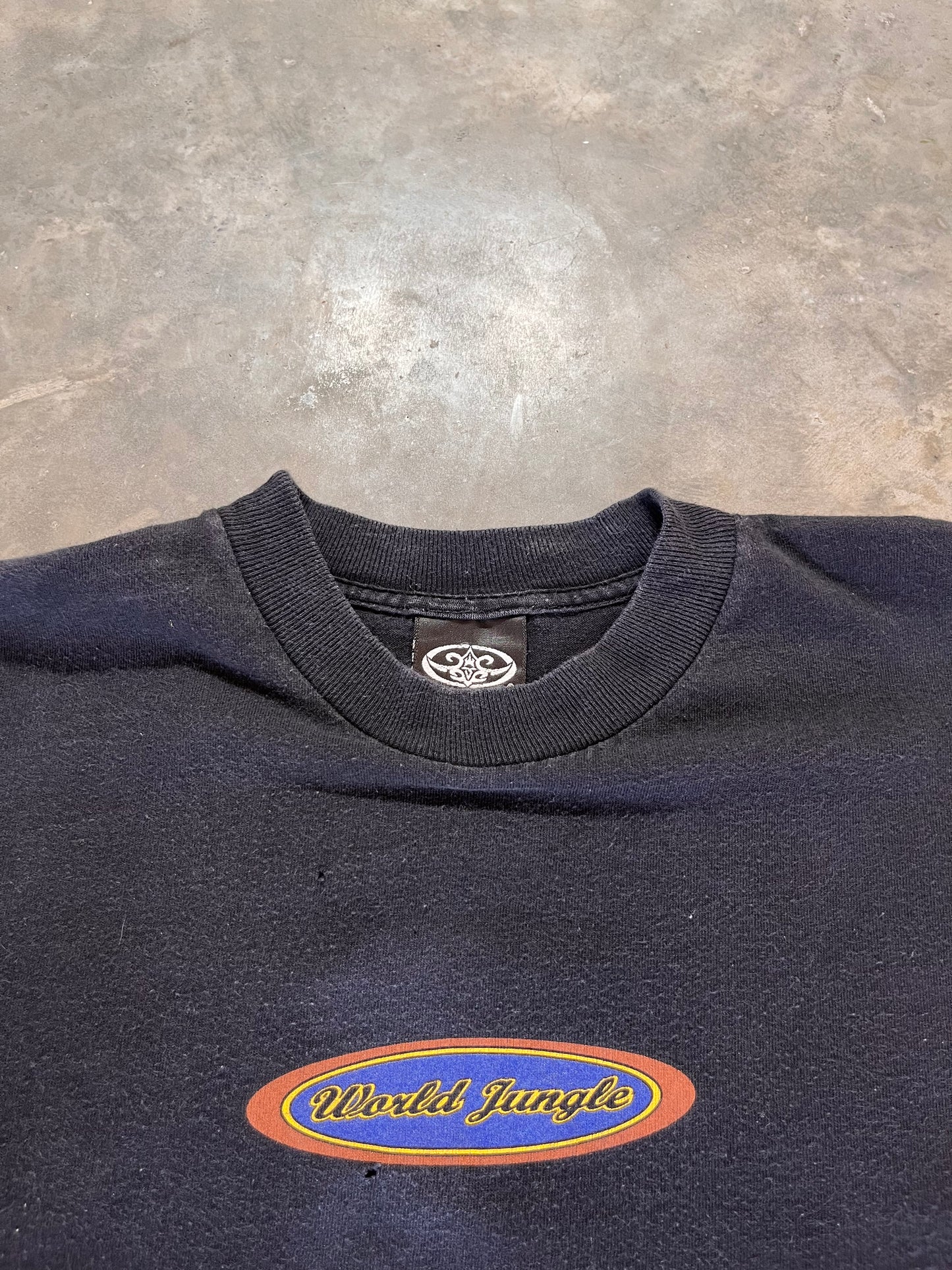 (L) 90’s World Jungle Center logo skate tee