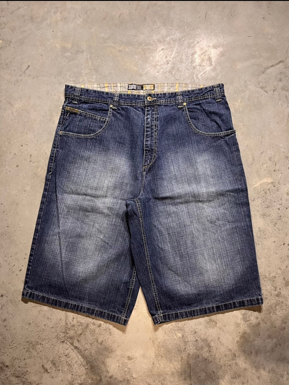 (44x17) Y2K South Pole Jorts