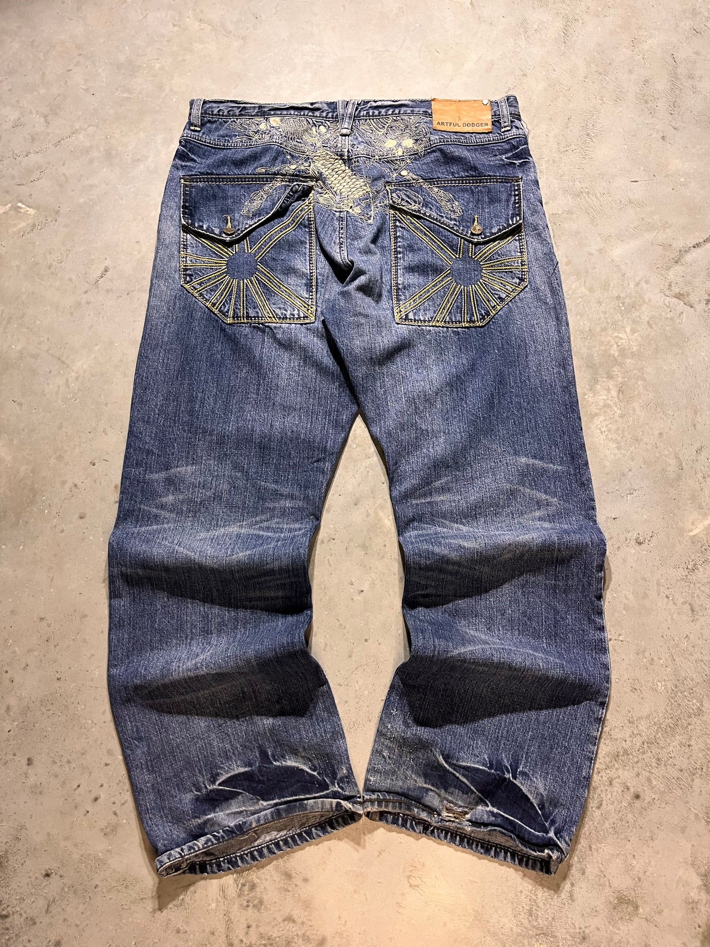 (38x32) Y2K Koy Fish Artful Dodger Jeans